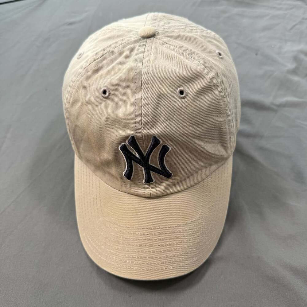 '47 Brand New York Yankees Clean Up Adjustable Hat Khaki